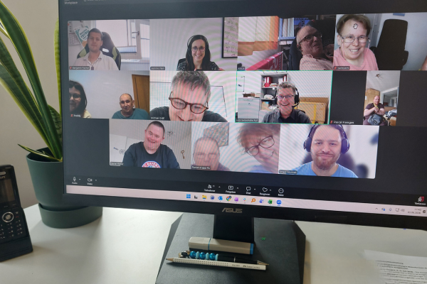 Foto eines Zoom-Meetings der Regional-Sprechenden